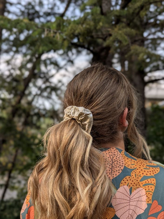 Honeypetal – Maple Size Cotton Scrunchie