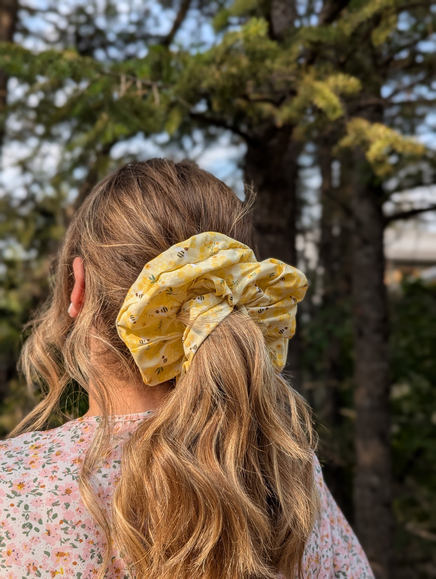 Honey Bee - Redwood Cotton Scrunchie - Alpine Kneedles