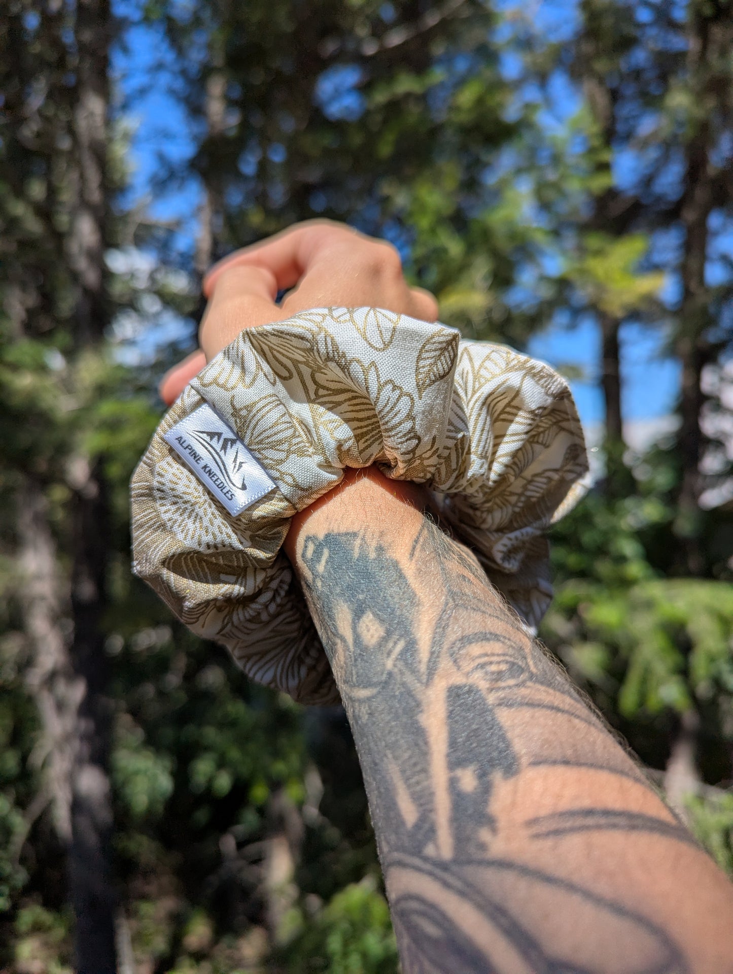 Honeypetal – Maple Size Cotton Scrunchie - Alpine Kneedles