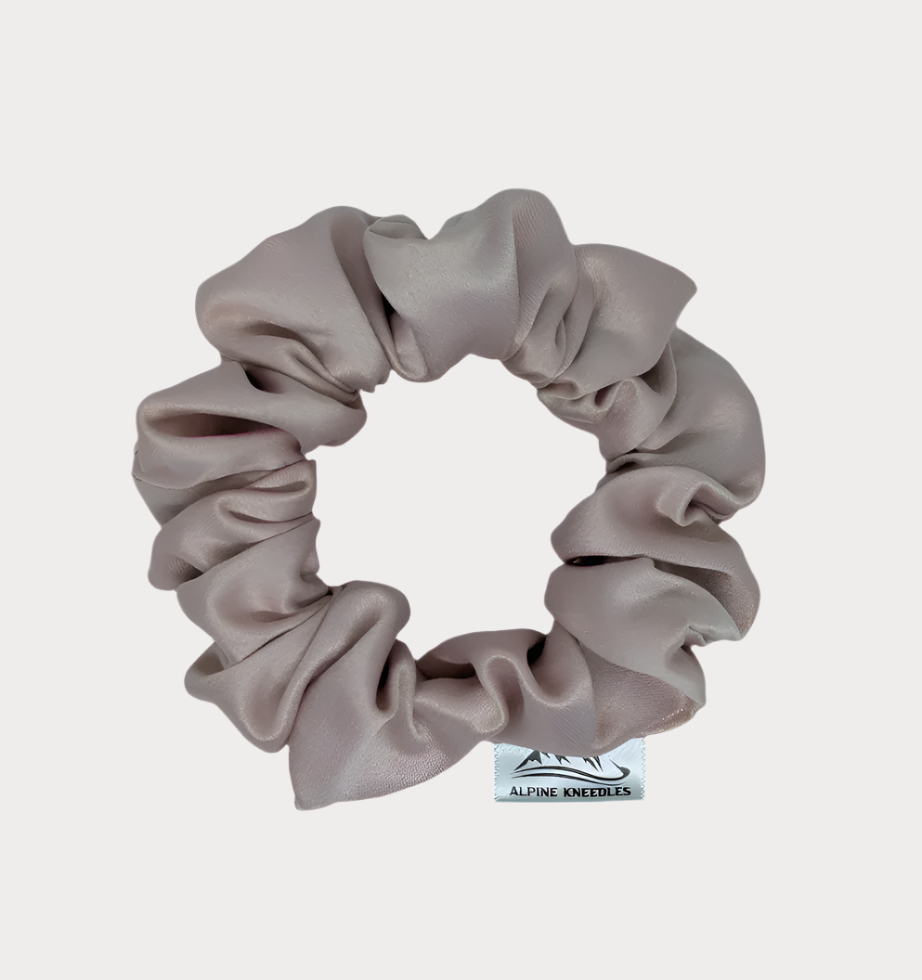 Pink Lily - Sapling Satin Scrunchie - Alpine Kneedles