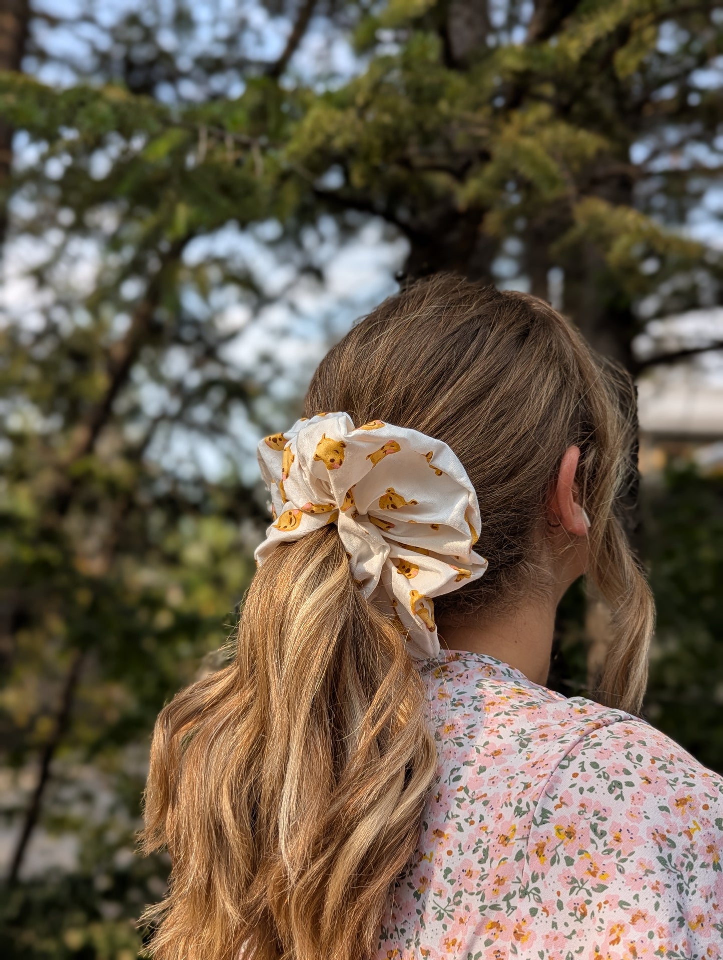 Winnie - Redwood Cotton Scrunchie - Alpine Kneedles