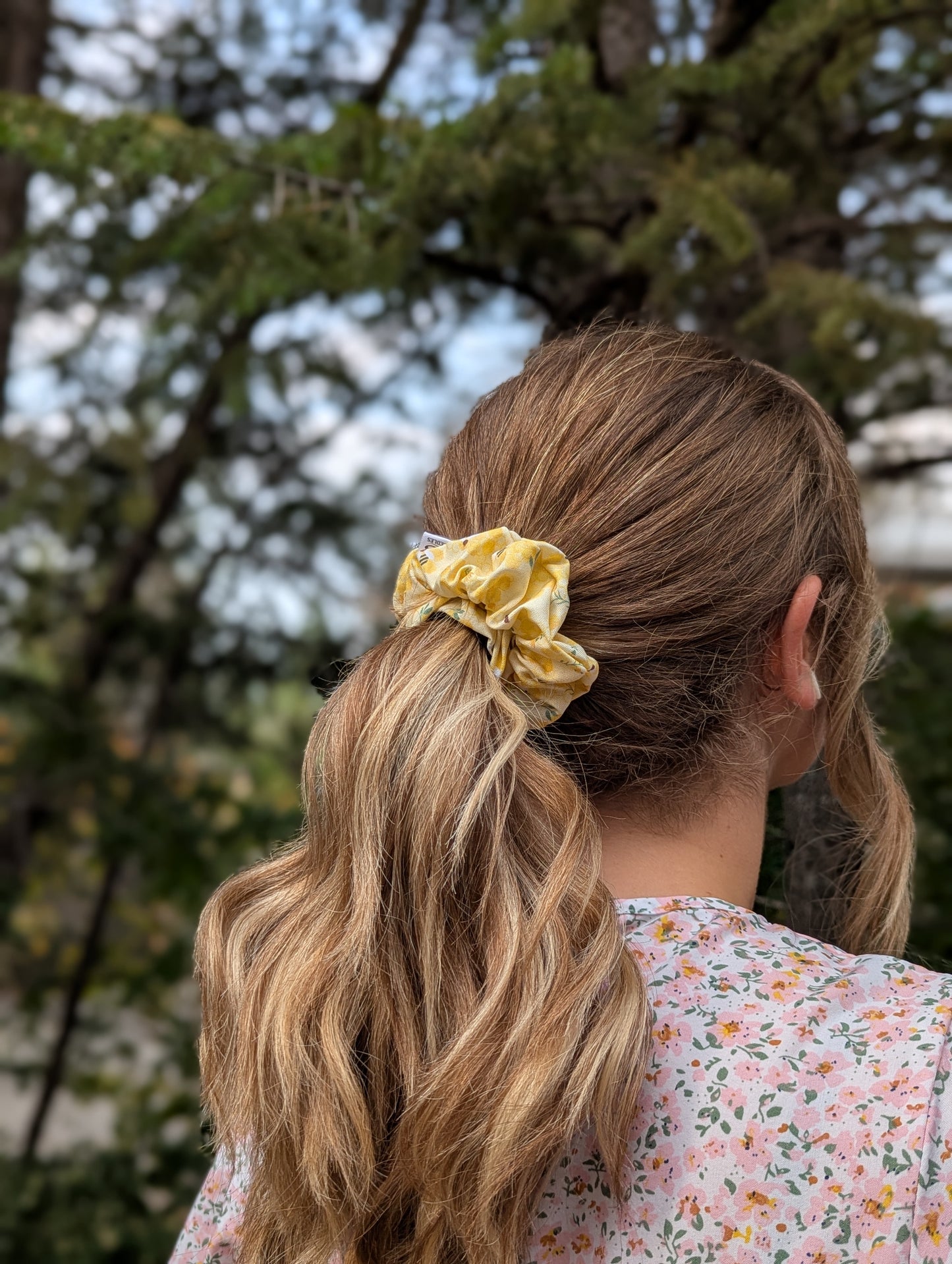 Honey Bee - Maple Cotton Scrunchie - Alpine Kneedles