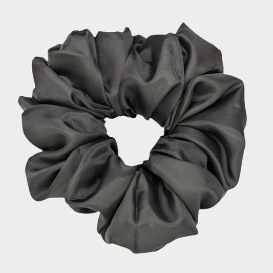 Black Pearl Lily - Alpine Kneedles