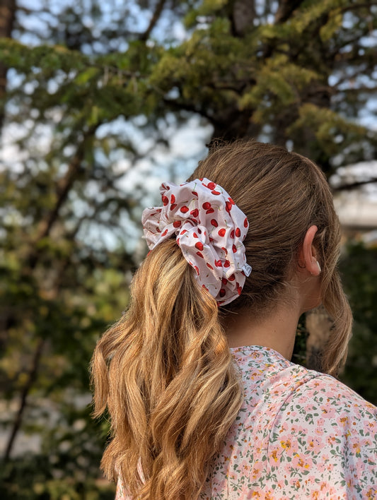 Cherry Bomb - Redwood Cotton Scrunchie - Alpine Kneedles