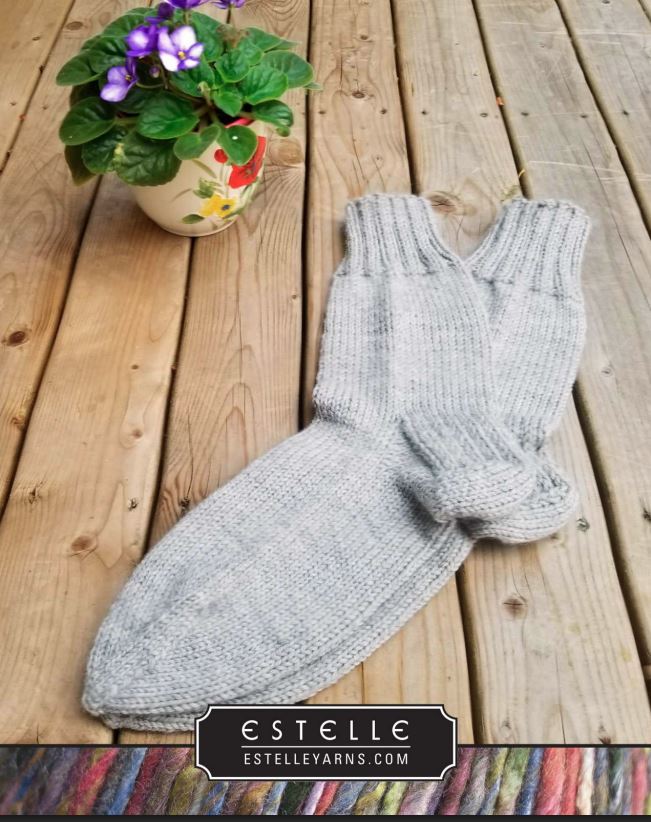 Basic Socks for Men Free Pattern - Estelle Worsted - Alpine Kneedles