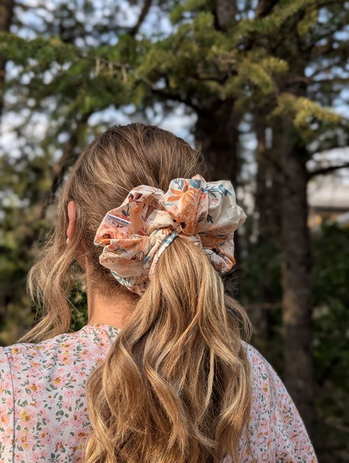 Flora - Redwood Cotton Scrunchie