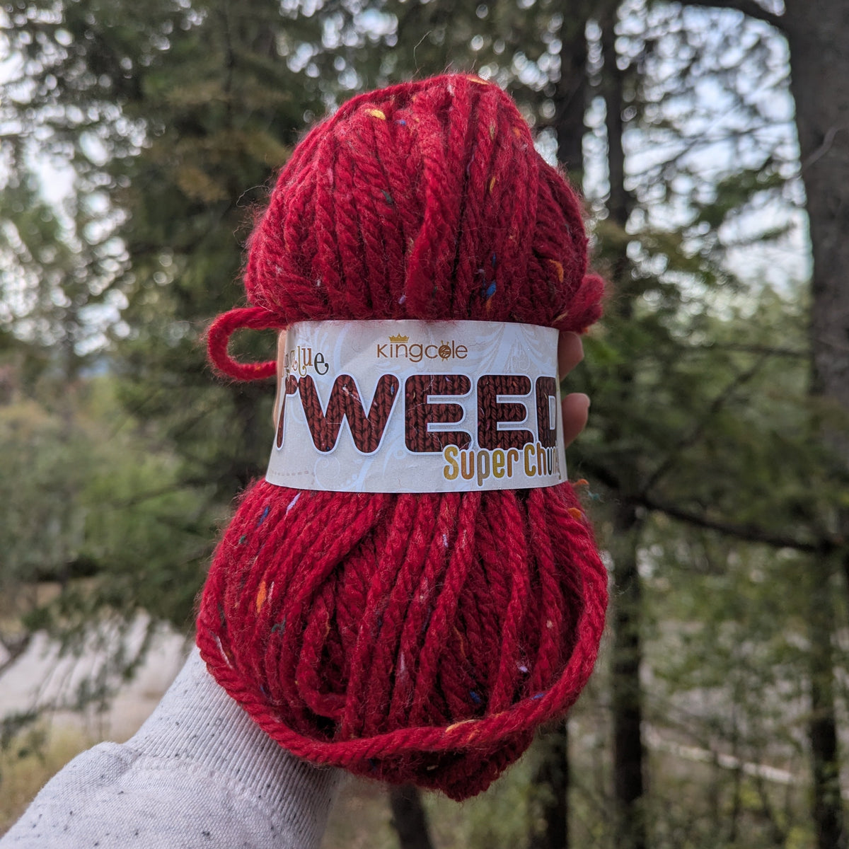 Red Super Chunky Tweed Yarn with Multicolored Speckles