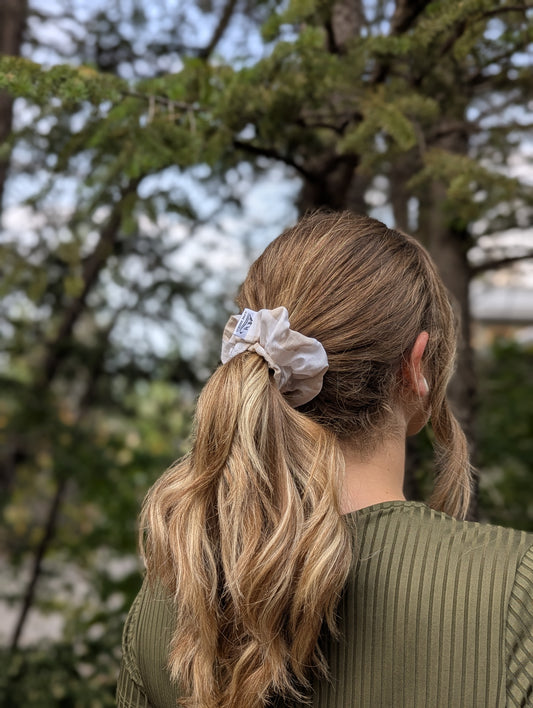 Marshmallow Flannel – Maple Size Cotton Scrunchie - Alpine Kneedles