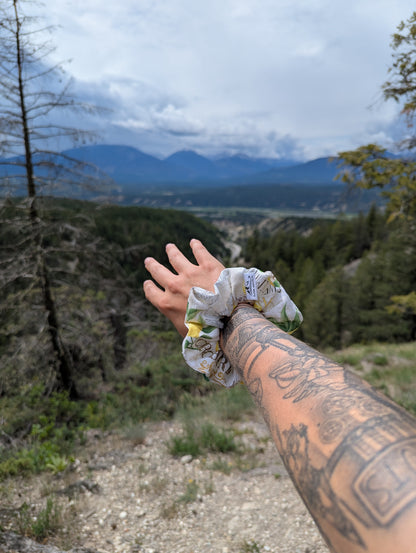 The Citrus Patch - Maple Cotton Scrunchie - Alpine Kneedles