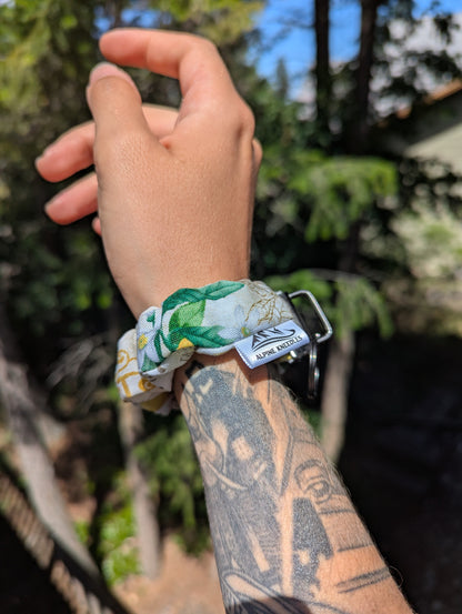 The Citrus Patch – Cotton Scrunchie Keychain Wristlet - Alpine Kneedles