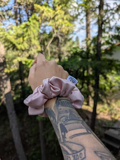 Pink Lily - Maple Satin Scrunchie - Alpine Kneedles