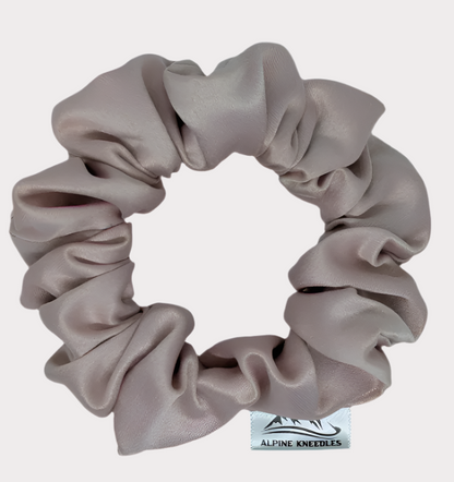 Pink Lily - Sapling Satin Scrunchie - Alpine Kneedles