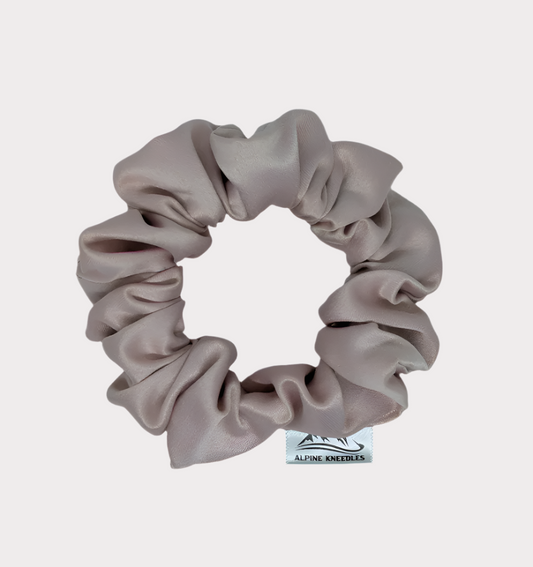 Pink Lily - Sapling Satin Scrunchie - Alpine Kneedles