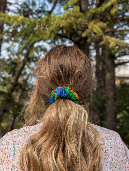 Rainbow Sunrise - Sapling Cotton Scrunchie - Alpine Kneedles