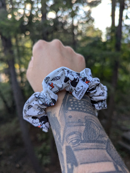 Spooky Mouse - Sapling Cotton Scrunchie - Alpine Kneedles
